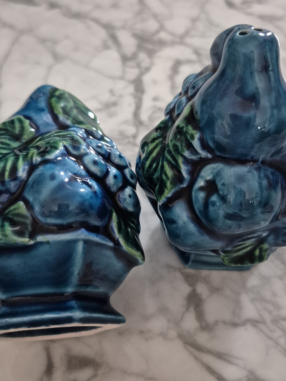 Vintage Inarco Butter Dish And Salt & Pepper Shakers - Picture 9 of 10